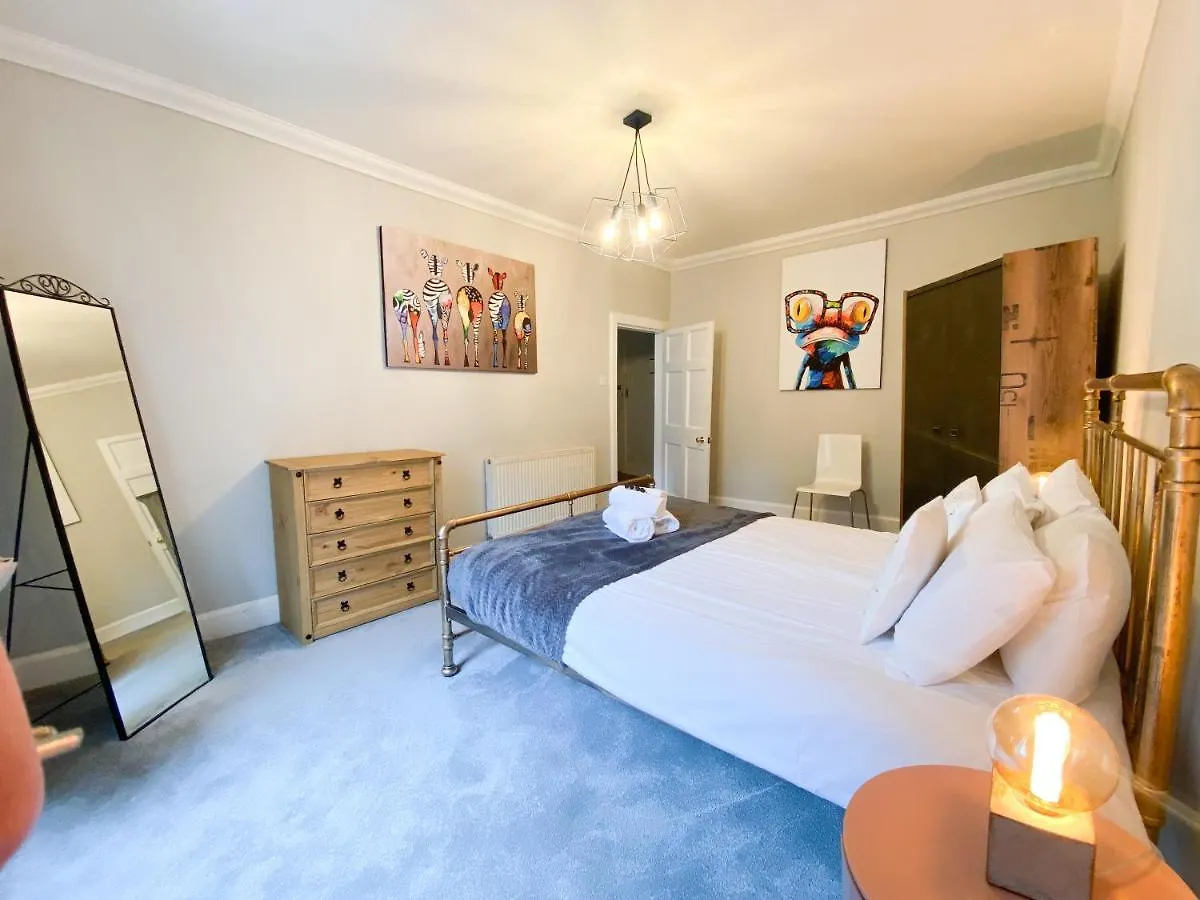 Rose Street'S Hidden Treasure- 2Bed Newly Refurbished Apt 爱丁堡